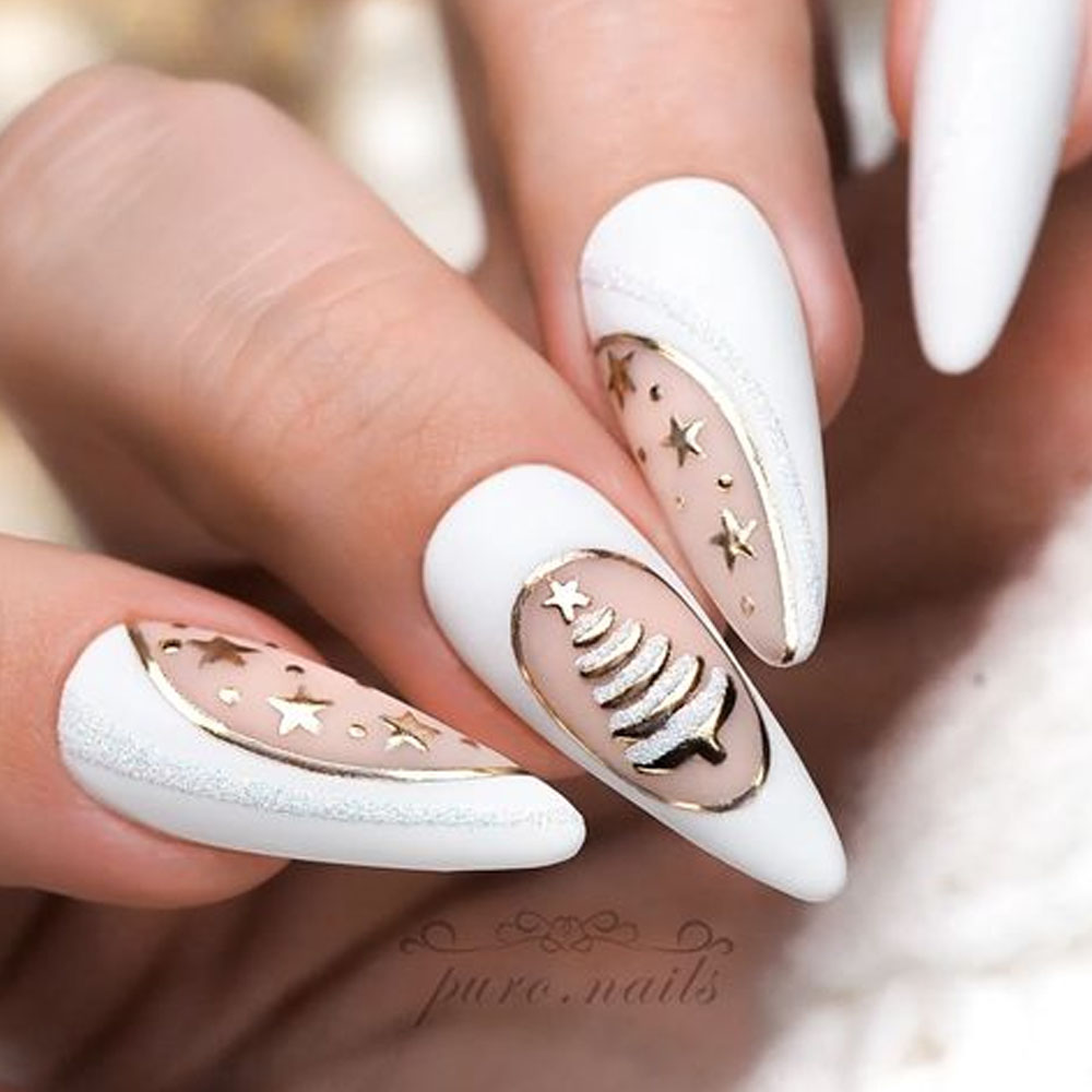 White and Gold Winter Nails