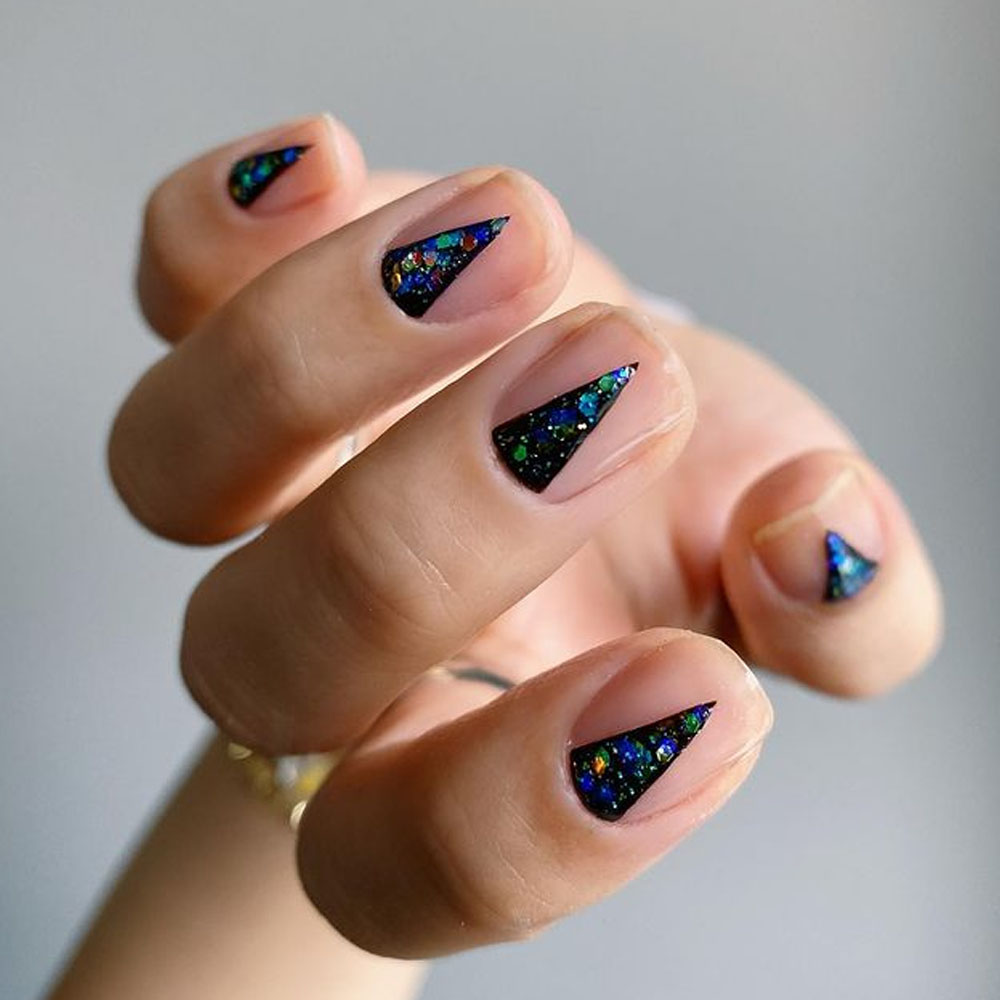 Glitter Triangle Winter Nails