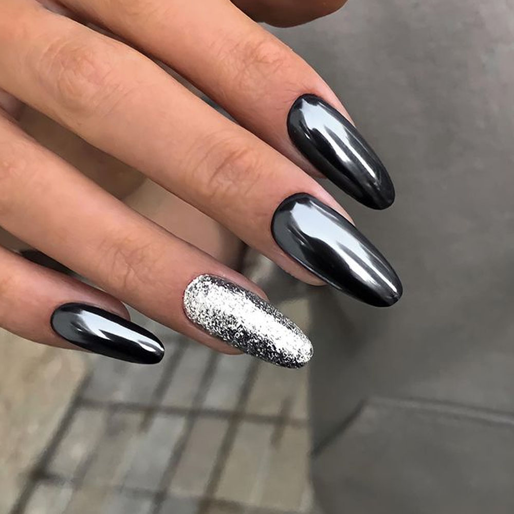 Chrome Holiday Nails for Every Occasion