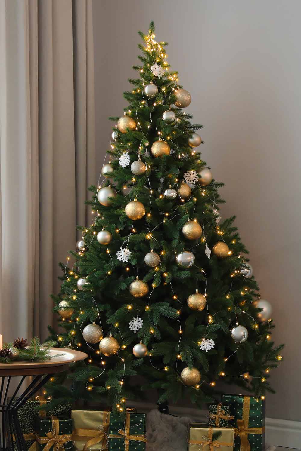 Gold and White Decorations for Christmas Tree