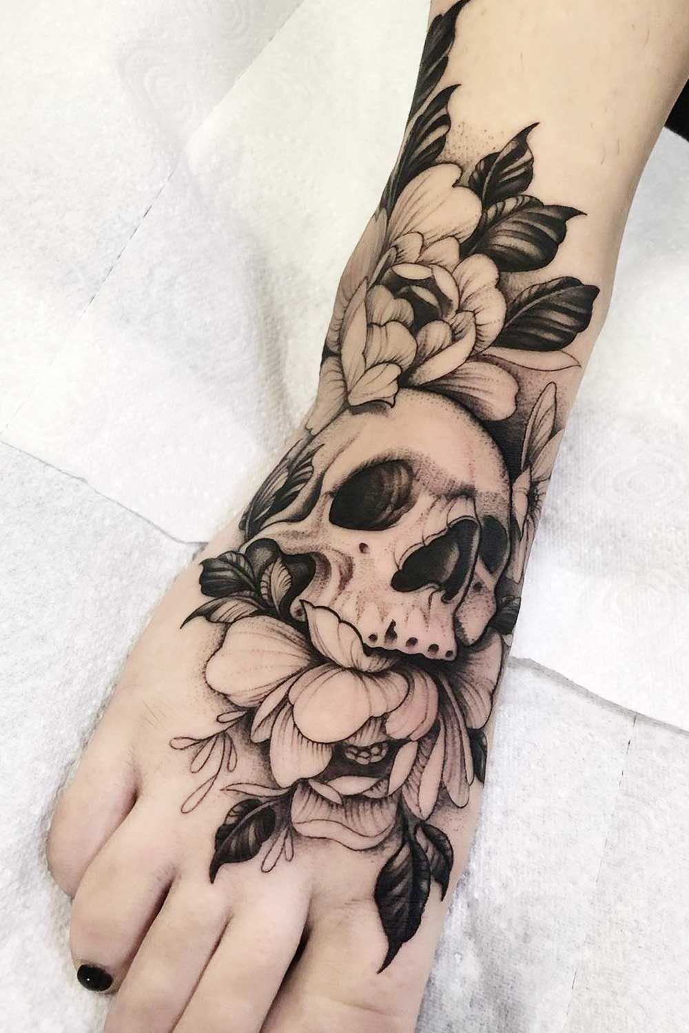 Feet Skull Tattoo
