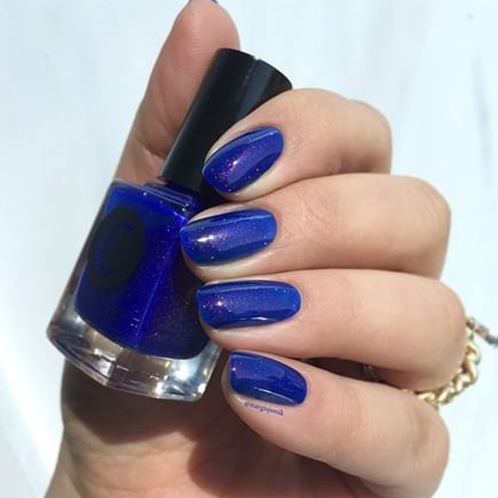Shimmery Deep Navy Blue Winter Nail Colors