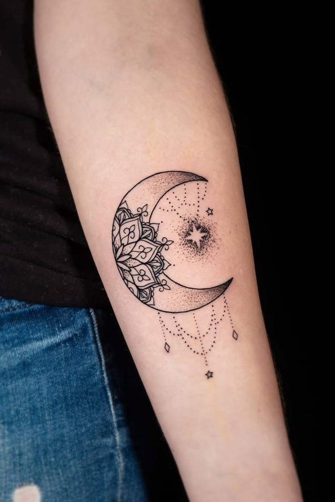 59 Cool Crescent Moon Tattoo Ideas [2024 Inspiration Guide]