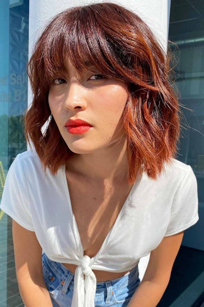 Wavy Bob With Layered Ends 