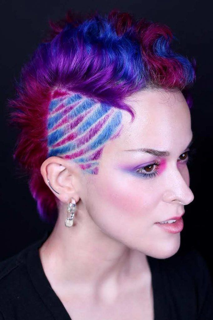 Pixie With Zigzag-Trimmed Side
