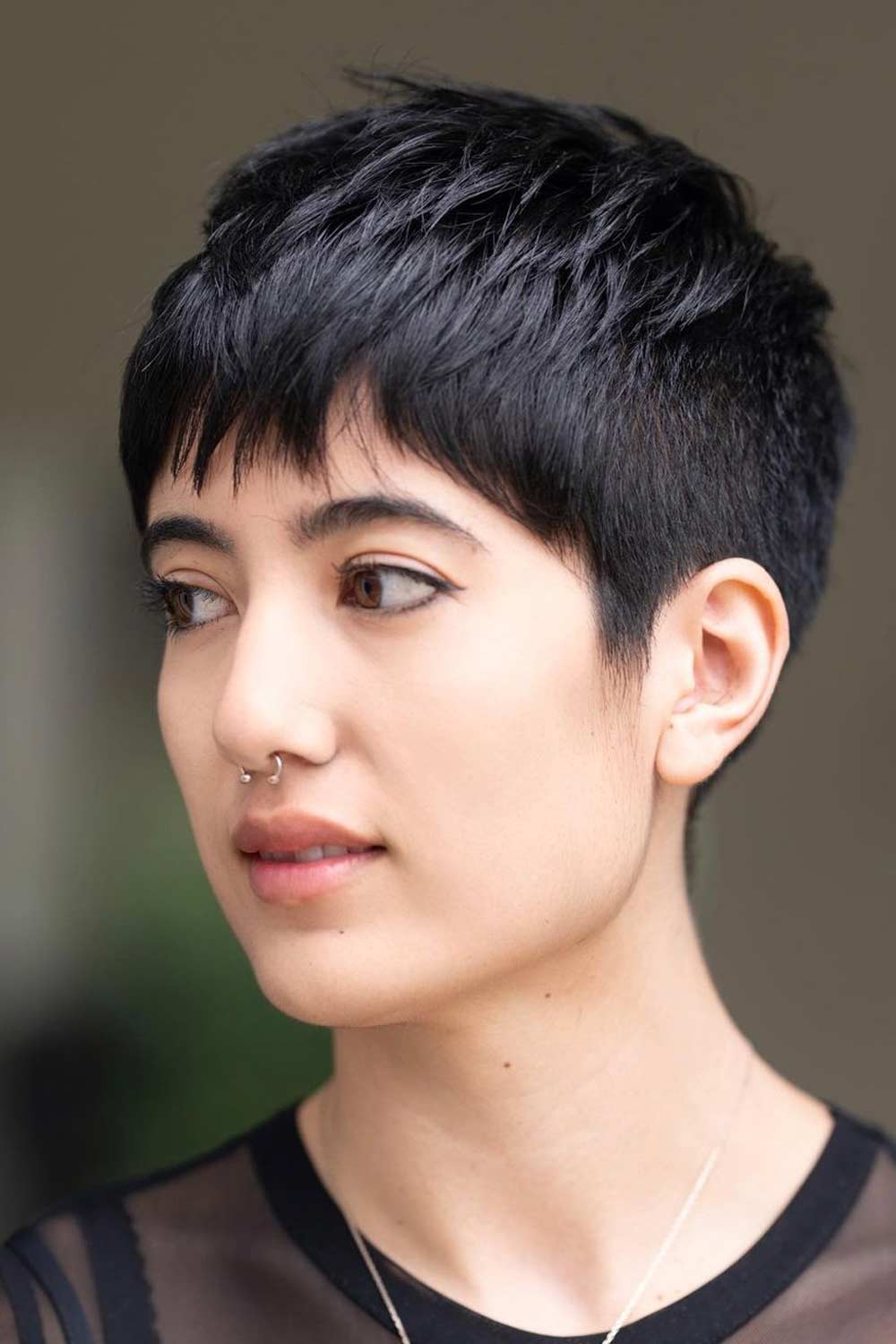 Impressive Versatility Of A Feminine Pixie Cut | Glaminati.com