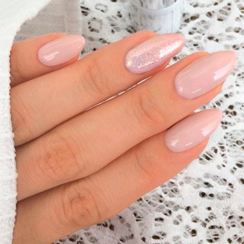 Nude Shimmer Nails