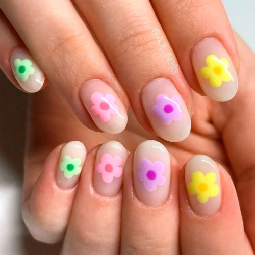 Soft and Airy Spring Manicure for Short Nails