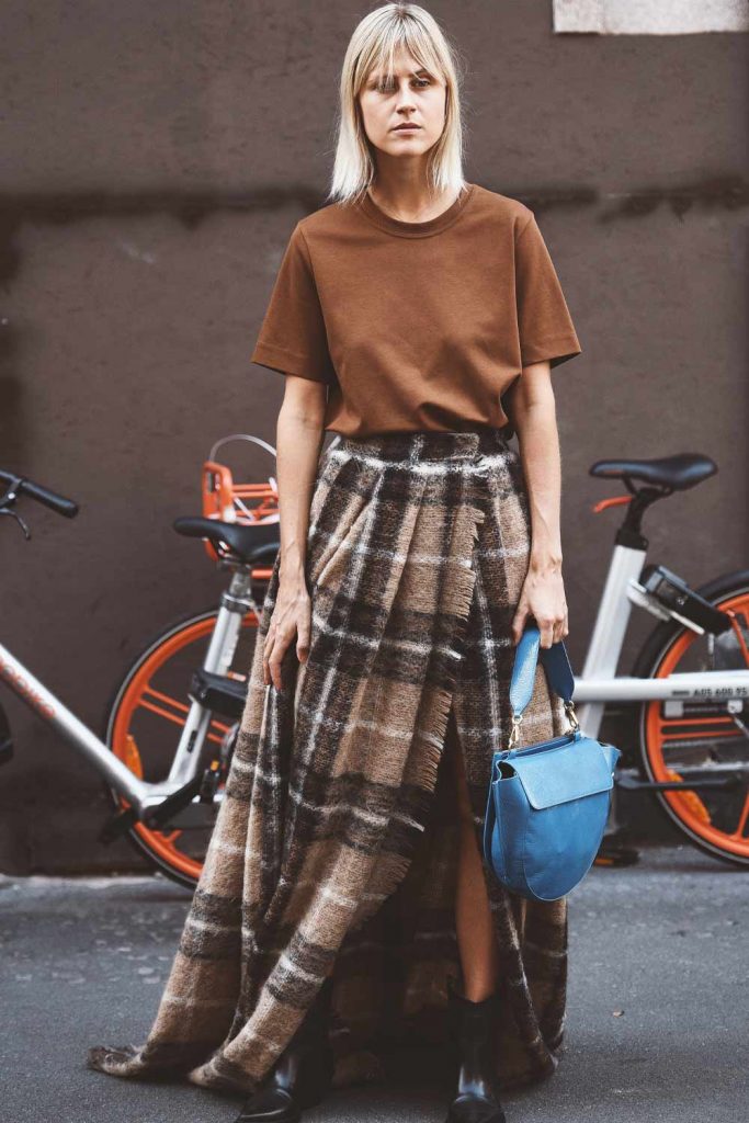 Kilted Maxi Skirt With T-Shirt 