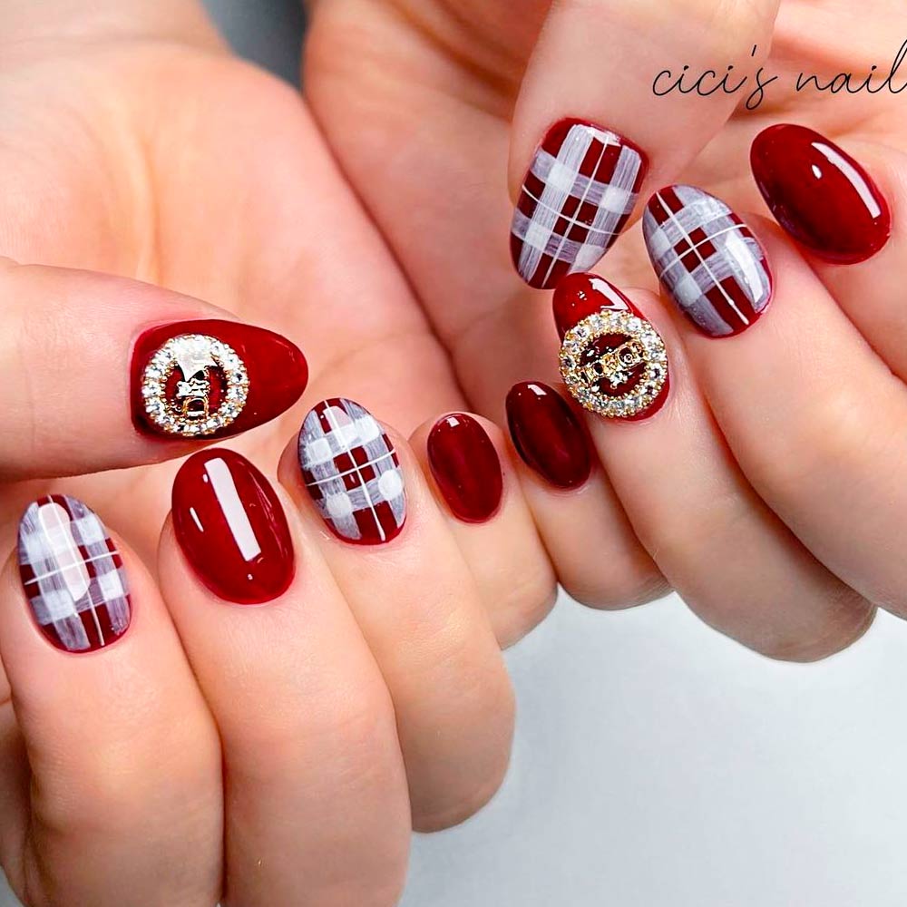 Plaid Fall Nail Designs