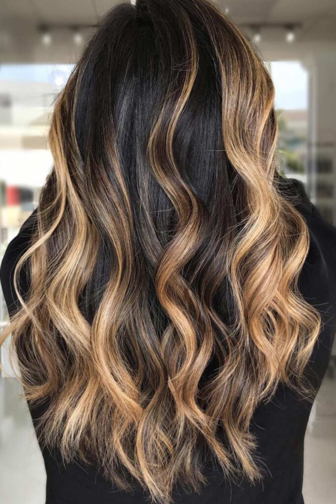 Dimensional Brunnette with Contrast Highlights