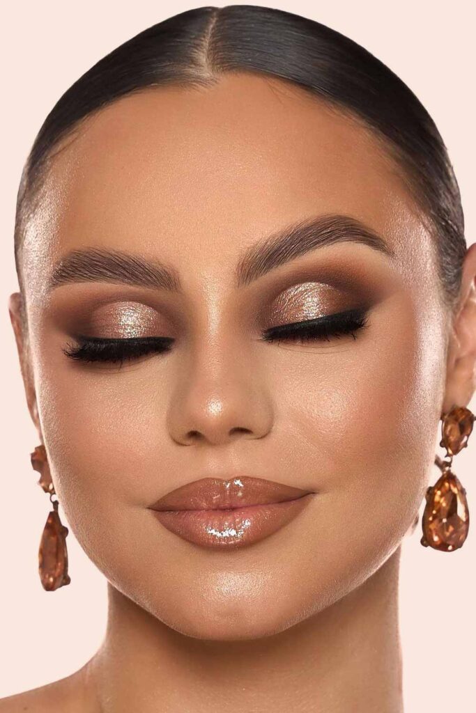 Night Makeup Ideas With Gold Glitter