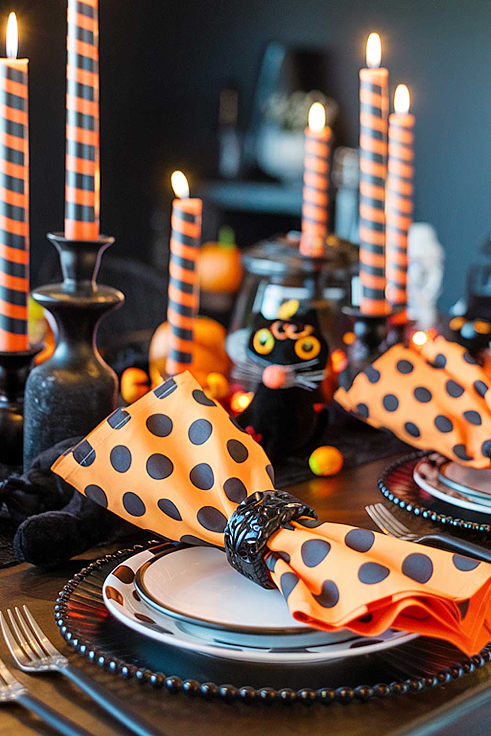 Simple Halloween Napkin Ring Idea