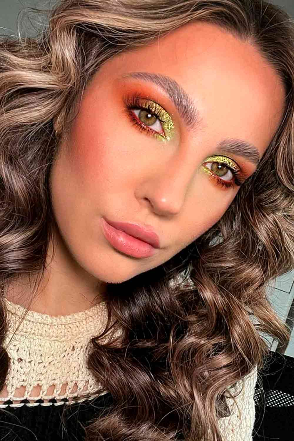 Bold Colors: #almondeyesmakeup #makeup