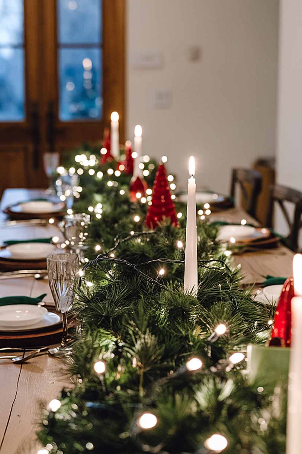 Christmas Garlands and Candles Diner Table Decor