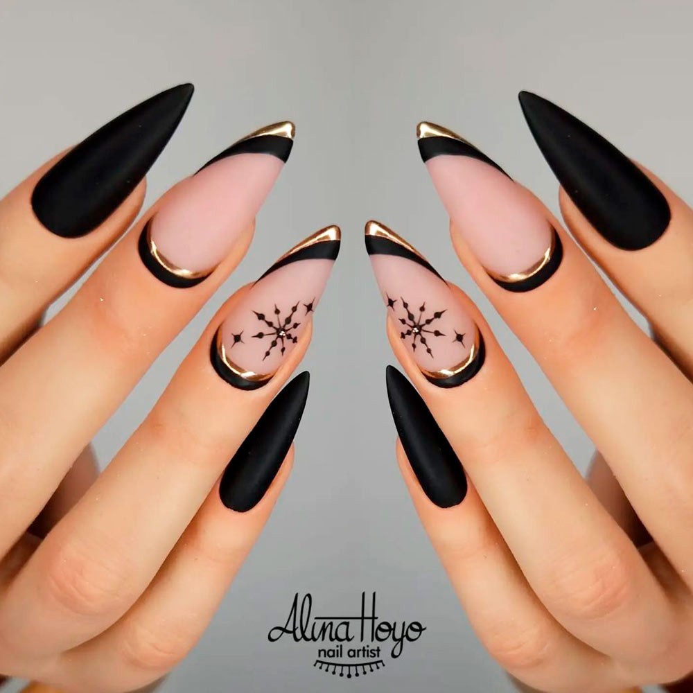 Black Christmas Nails