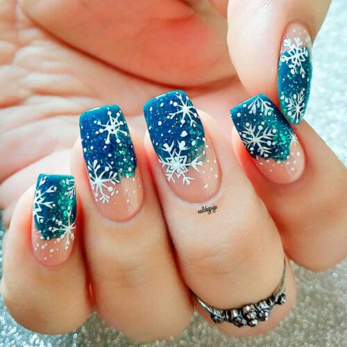 Cool Snowflakes Nail Designs