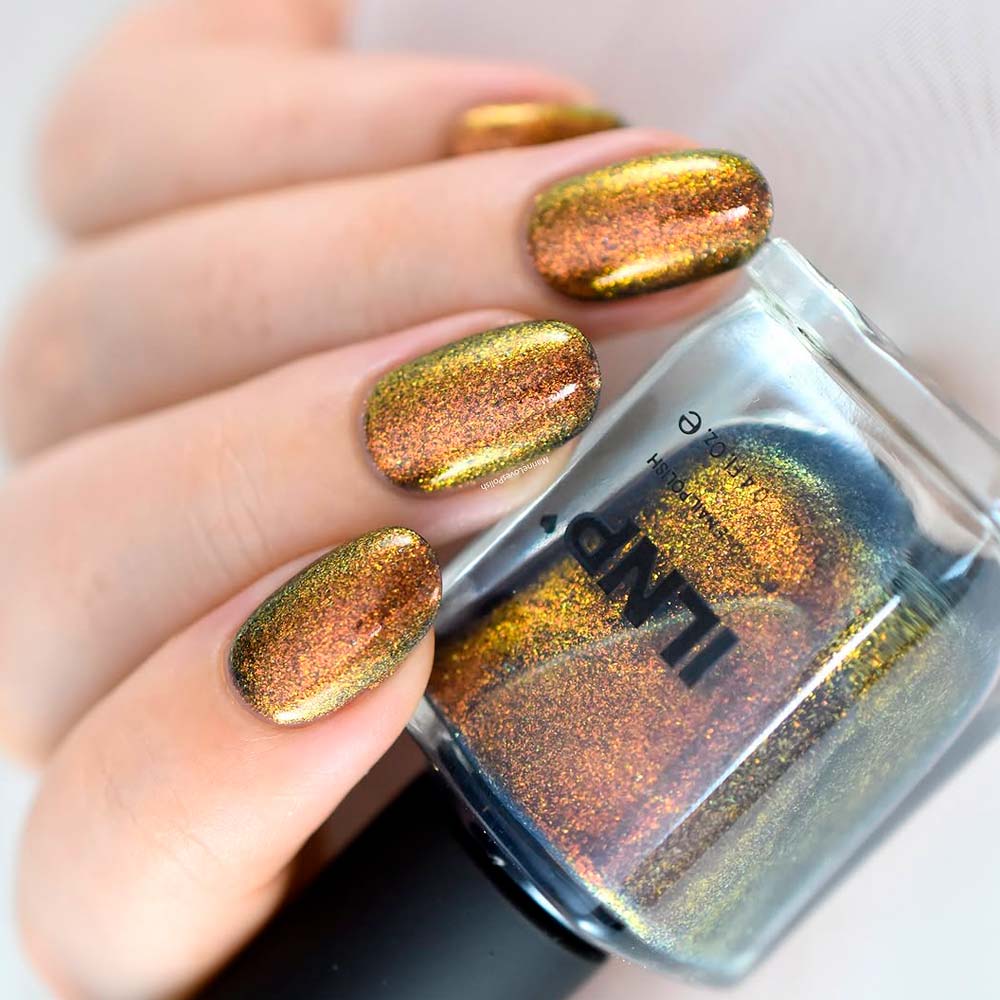 Every Day Is A Holiday With Gold Glitter Nails