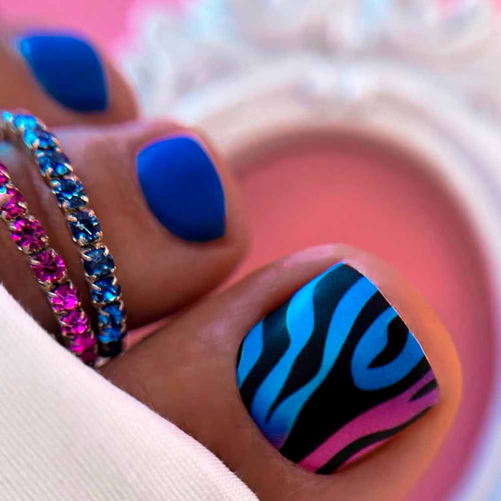 Animal Print Designs #toenail #toenails #pedicure #toenaildesigns #pedicuredesigns