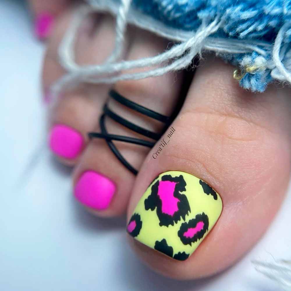 Animal Print Designs #toenail #toenails #pedicure #toenaildesigns #pedicuredesigns