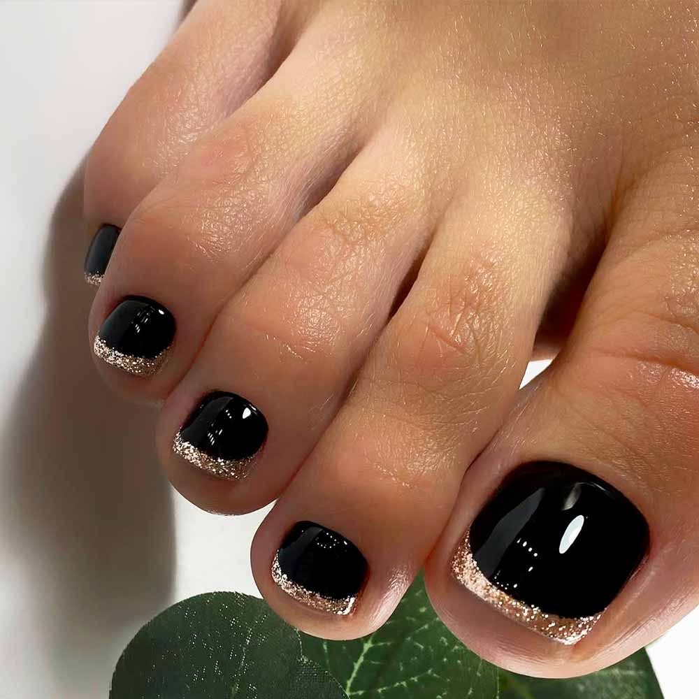 French Toe Nail Designs #toenail #toenails #pedicure #toenaildesigns #pedicuredesigns