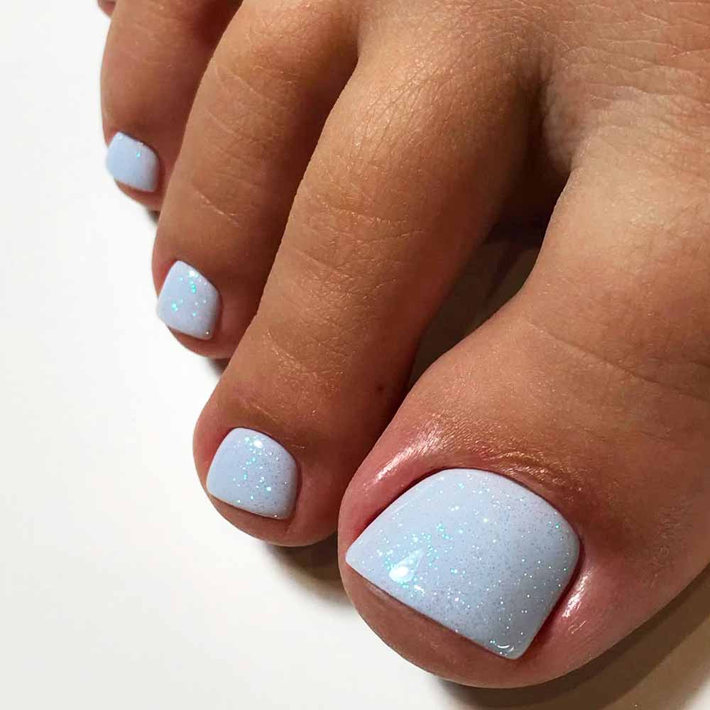 Sparkling Toe Nails Designs #toenail #toenails #pedicure #toenaildesigns #pedicuredesigns