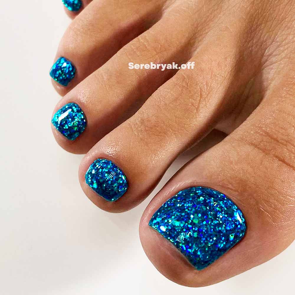 Glitter Designs #toenail #toenails #pedicure #toenaildesigns #pedicuredesigns