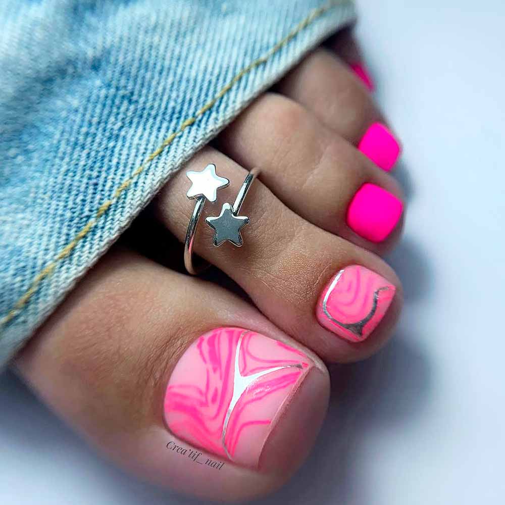 Abstract Toe Nails Designs #toenail #toenails #pedicure #toenaildesigns #pedicuredesigns