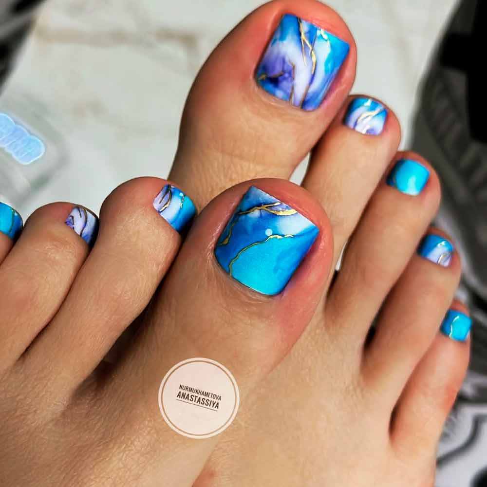 Watercolor Toe Nail Designs #toenail #toenails #pedicure #toenaildesigns #pedicuredesigns