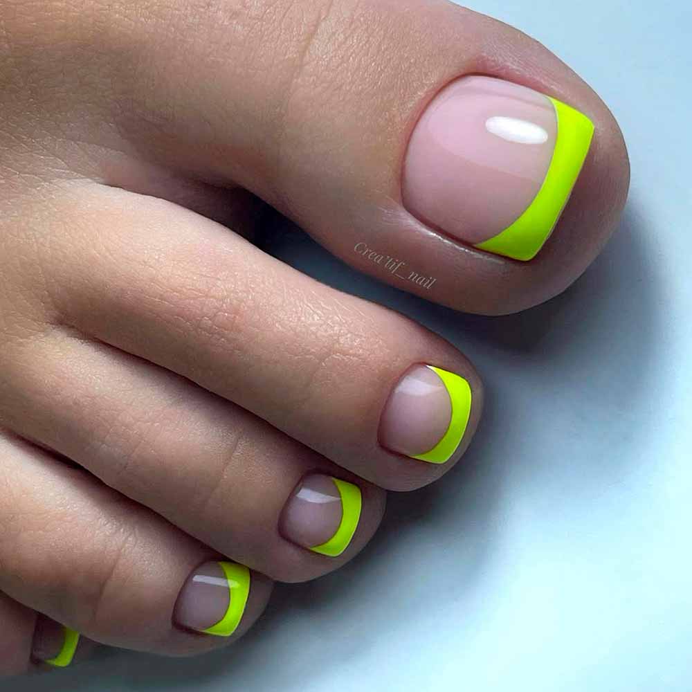 French Toe Nail Designs #toenail #toenails #pedicure #toenaildesigns #pedicuredesigns