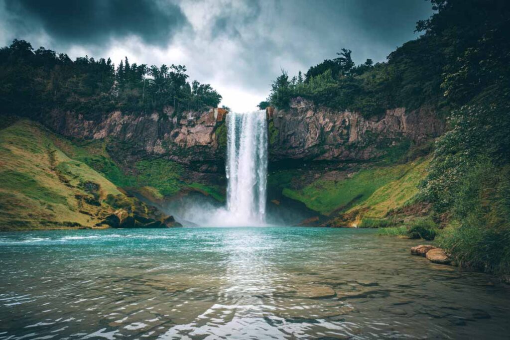 What is the highest waterfall in the world?