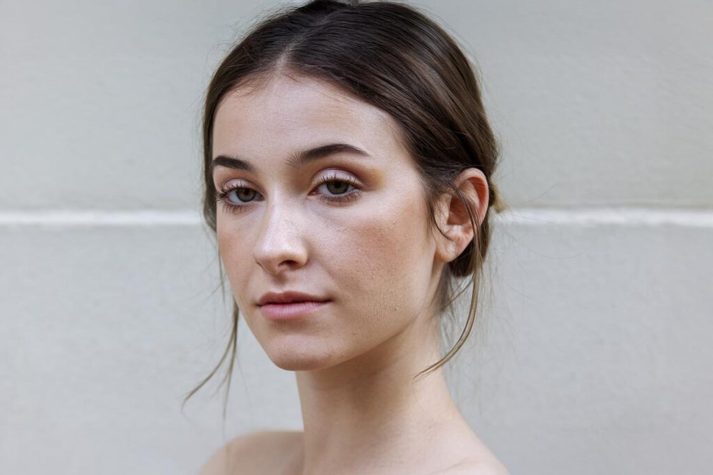 How does your skin feel a few hours after washing your face (with no products)?