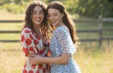 Charming Floral Dresses Designs For The Summertime