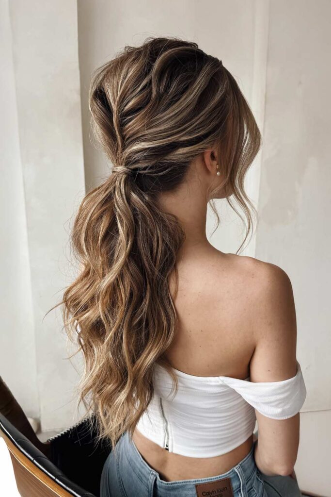 Romantic Loose Waves Ponytail