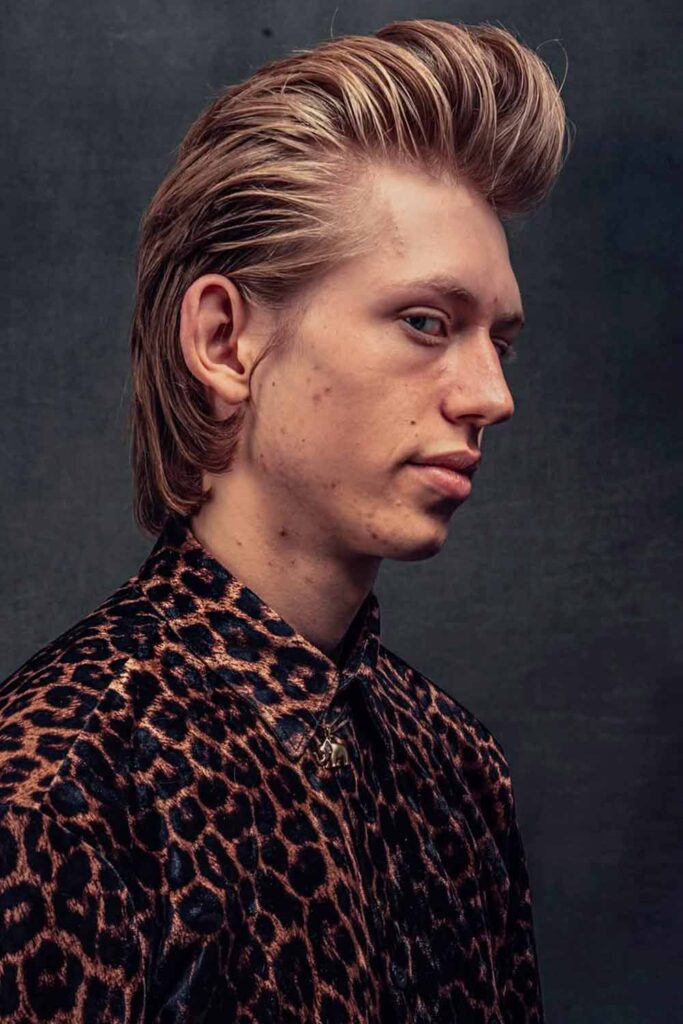 Long Pompadour Haircut #pompadour #pompadourhaircut pompadourhairstyles