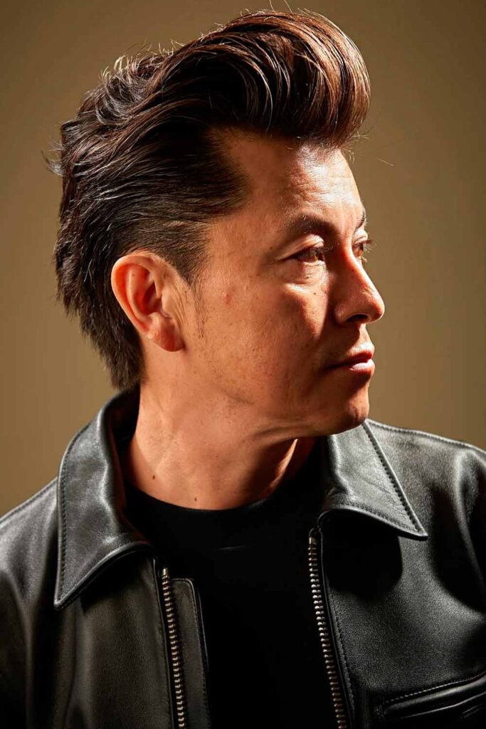 Wavy Pompadour Haircut #pompadour #pompadourhaircut pompadourhairstyles