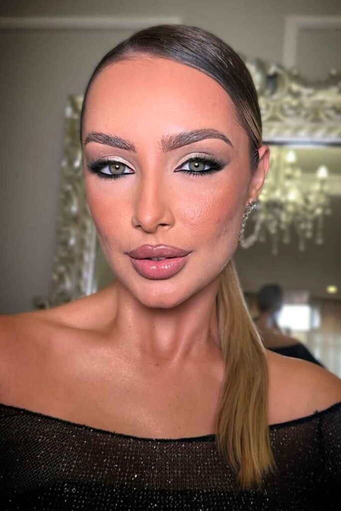 Time-Approved VIP Cat Look #grayeyesmakeup #makeupgrayeyes
