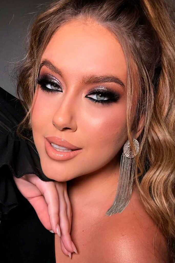 Glowing Star Dust #grayeyesmakeup #makeupgrayeyes