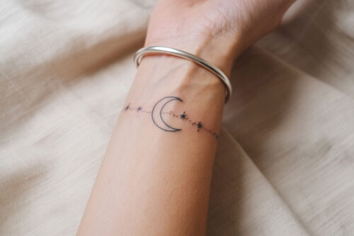 51 Unbelievable Pretty Simple Tattoos To Decorate Your Body With