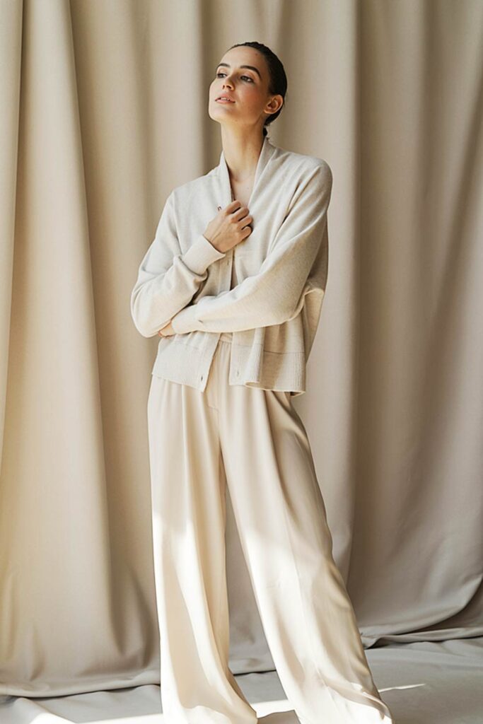 Quiet Luxury Styling: Cardigan Outfit in Neutral Tones