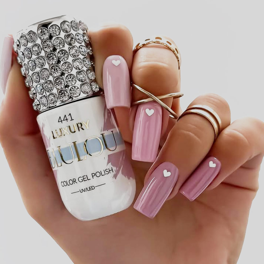 Soft Rose Valentine Nails