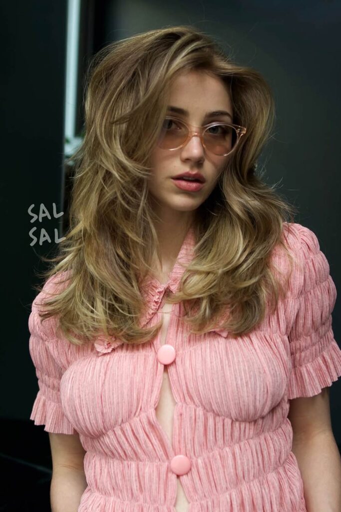 Layered Hairstyle with Voluminous Layers