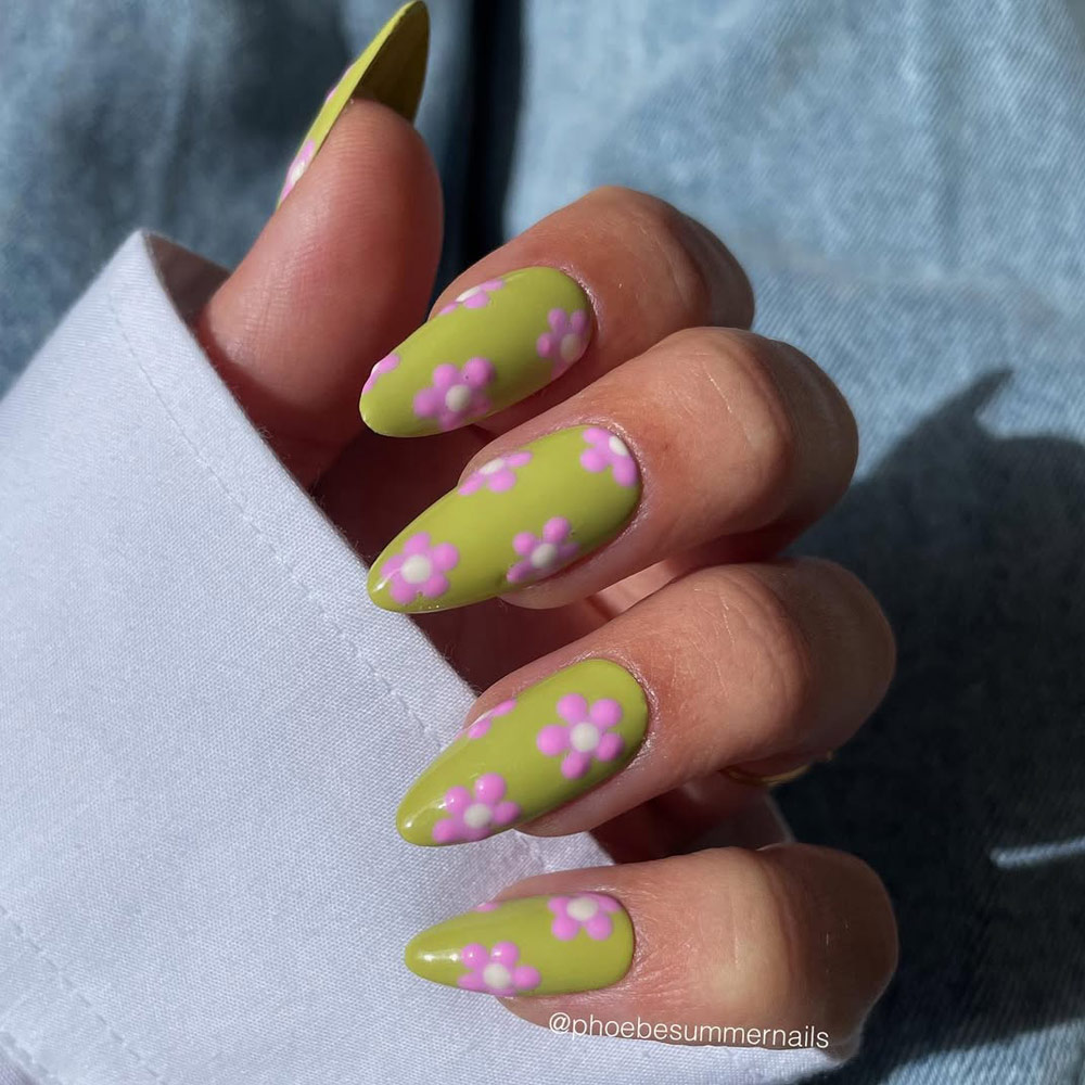 Pistachio Green Nails